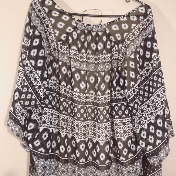 Express black & white ikat sheer open striped kimono cardigan - Picture 8 of 10